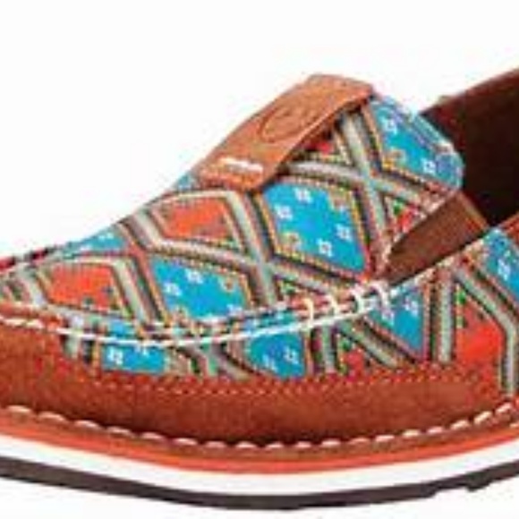 Ariat Shoes - Ariat Cruiser in Saddle Tan with Aztec